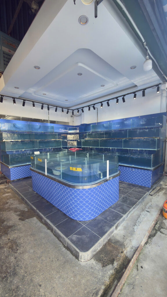 Hồ hải sản cao cấp